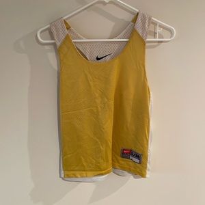 Nike Women’s Reversible Sports Pinnie-S/M